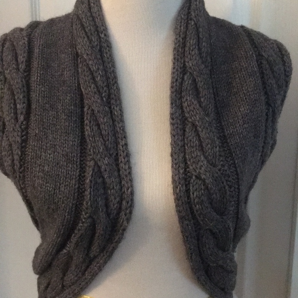 ANTHROPOLOGIE MOTH SWEATER VEST. XS